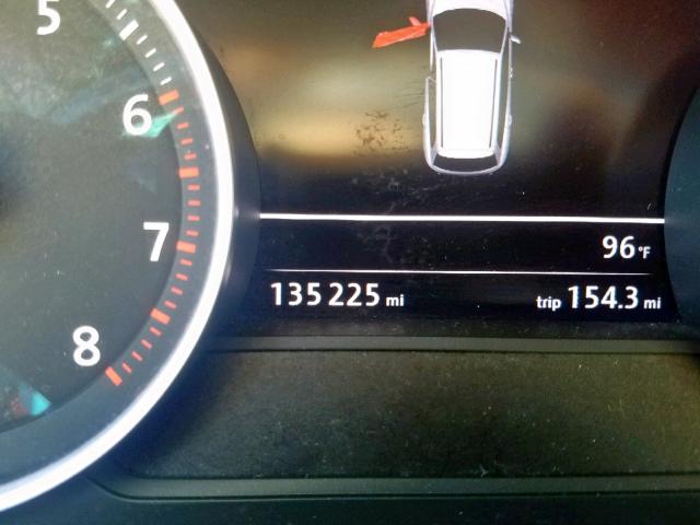 VOLKSWAGEN TOUAREG 2012