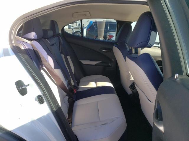 LEXUS UX 200 2020