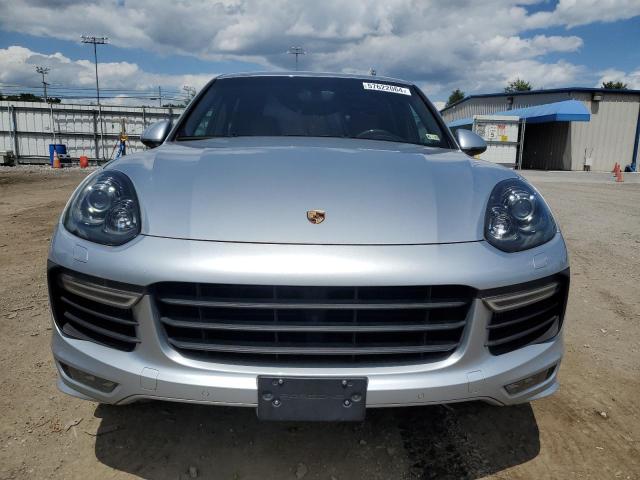 PORSCHE CAYENNE GTS 2018