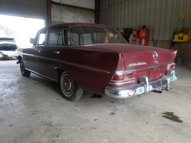 1967 MERCEDES-BENZ 200D