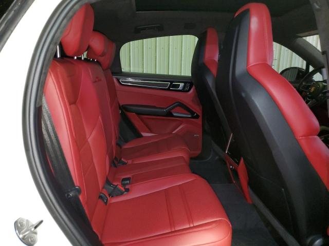 PORSCHE CAYENNE GTS COUPE 2022