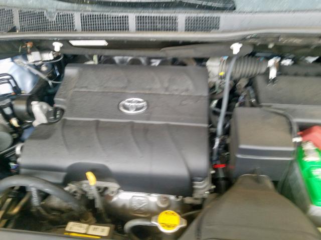 TOYOTA SIENNA XLE 2014