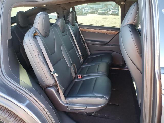 TESLA MODEL X 2021