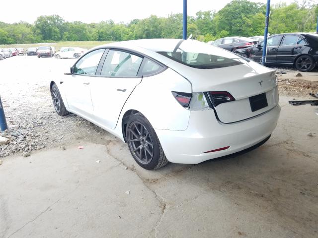 TESLA MODEL 3 2021