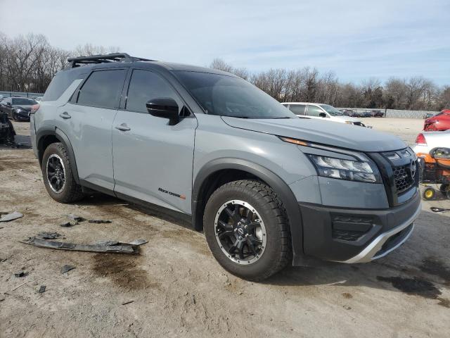 NISSAN PATHFINDER SV 2023