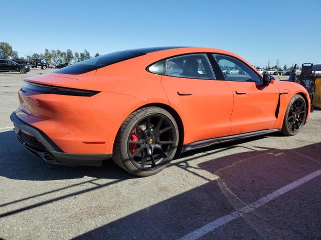 PORSCHE TAYCAN GTS 2024