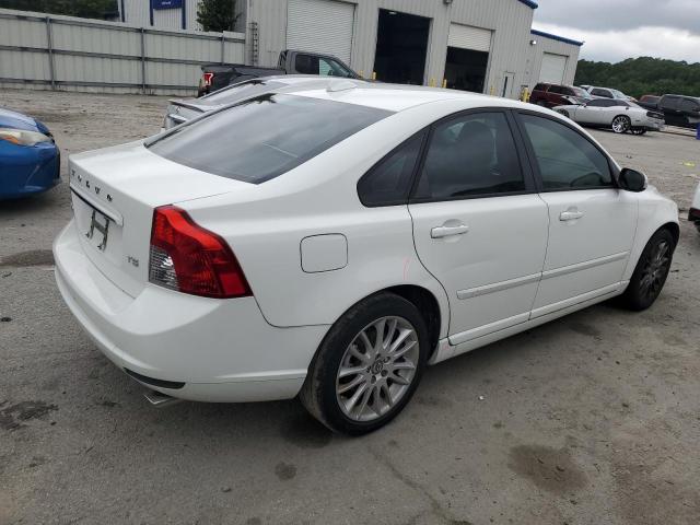 VOLVO S40 T5 2011