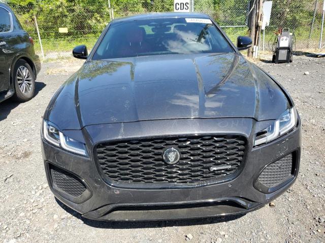 JAGUAR XF R-DYNAMIC SE 2024