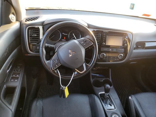 MITSUBISHI OUTLANDER SE 2016