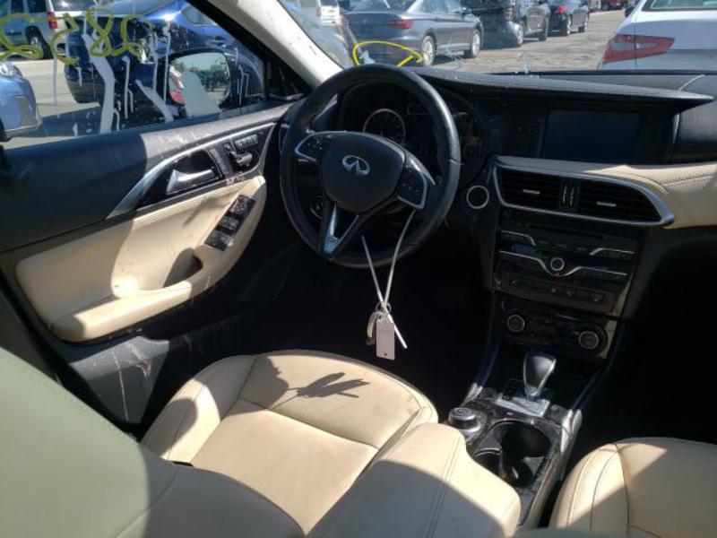 2018 INFINITI QX30 BASE