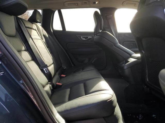 VOLVO V60 CROSS COUNTRY T5 MOMENTUM 2021