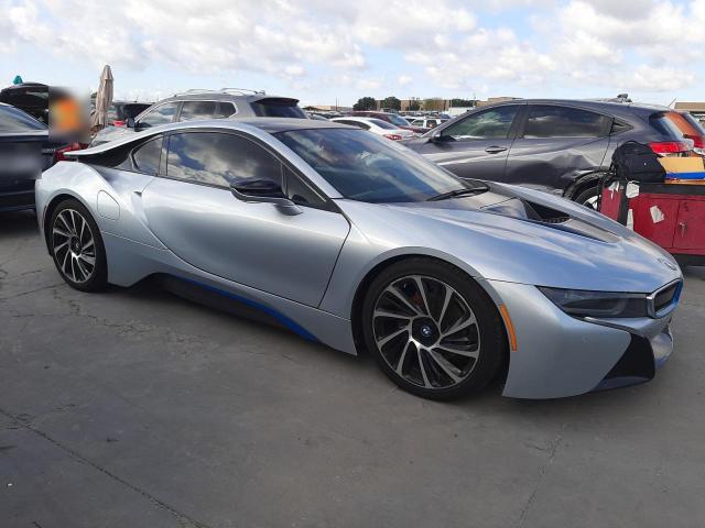 BMW I8 2015