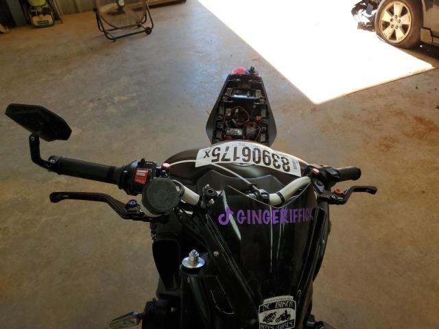 YAMAHA MT09 2023