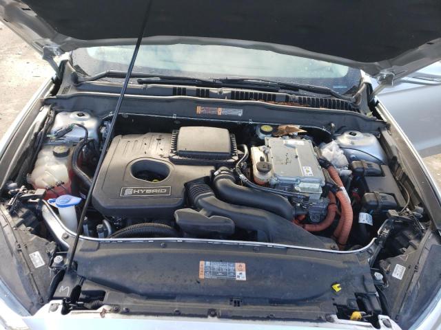 FORD FUSION SE HYBRID 2016