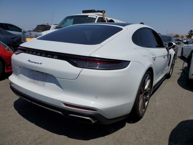 PORSCHE PANAMERA BASE 2021