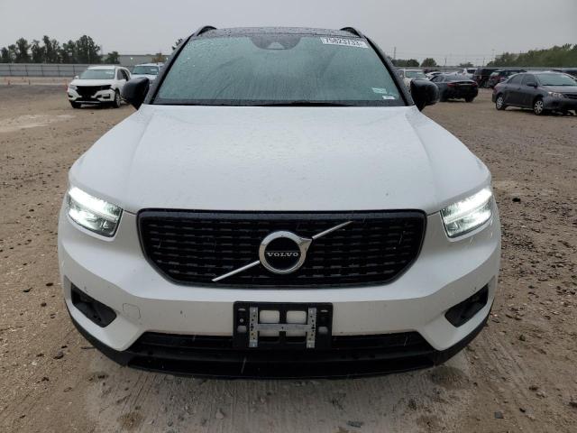 VOLVO XC40 T4 R-DESIGN 2020