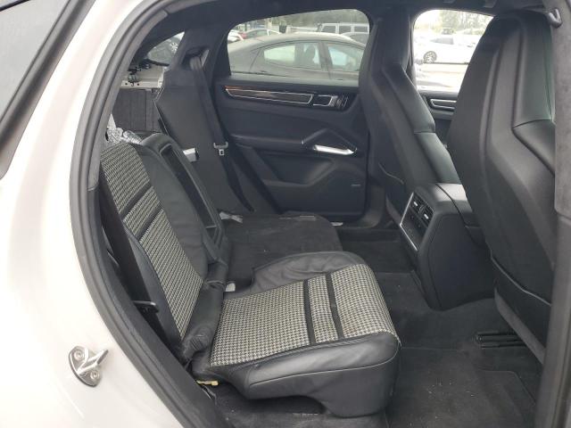 PORSCHE CAYENNE TURBO 2020