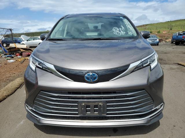 TOYOTA SIENNA LIMITED 2021