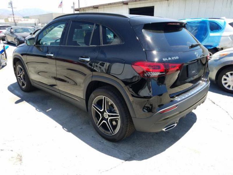 MERCEDES-BENZ GLA 250 4MATIC 2021