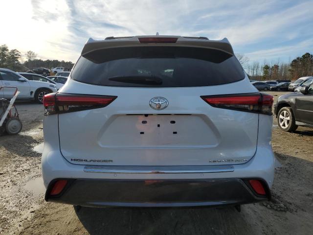 TOYOTA HIGHLANDER LIMITED 2022