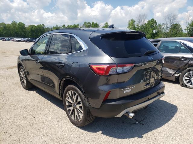 FORD ESCAPE TITANIUM 2020