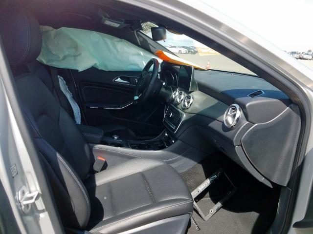 MERCEDES-BENZ GLA 250 4MATIC 2018
