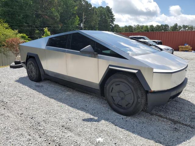 TESLA CYBERTRUCK 2024