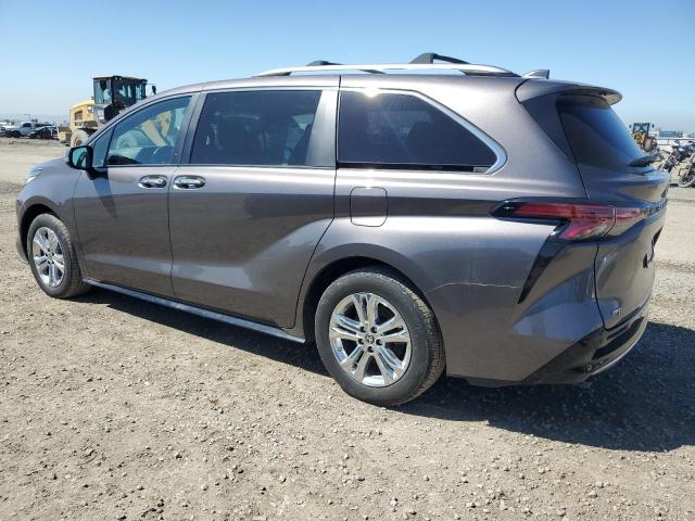 TOYOTA SIENNA LIMITED 2023