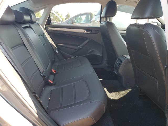 VOLKSWAGEN PASSAT SE 2020