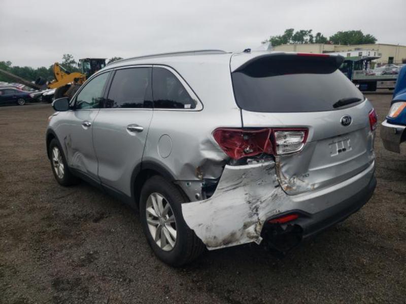 KIA SORENTO LX 2017