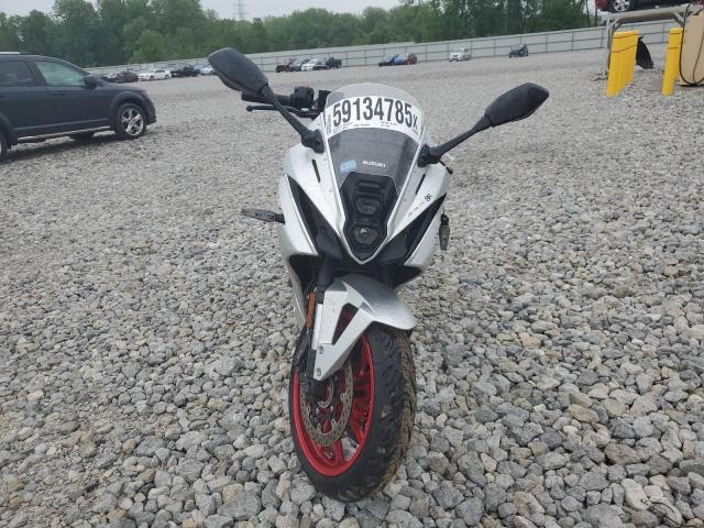 SUZUKI GSX800 2024