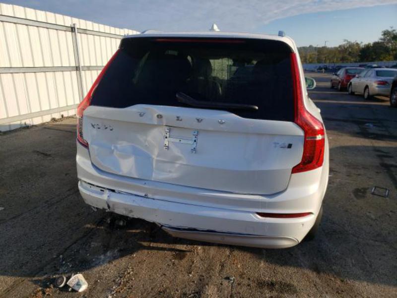 VOLVO XC90 T6 MOMENTUM 2022