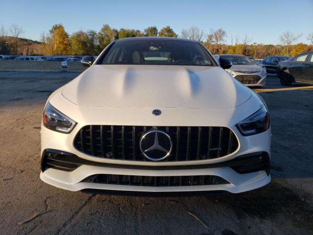 MERCEDES-BENZ AMG GT 43 2022