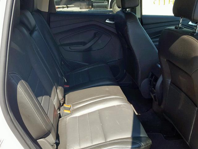 FORD ESCAPE TITANIUM 2015