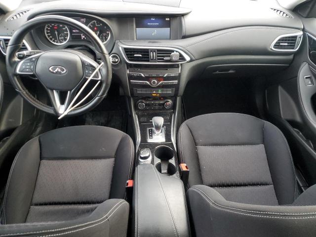 INFINITI QX30 BASE 2017