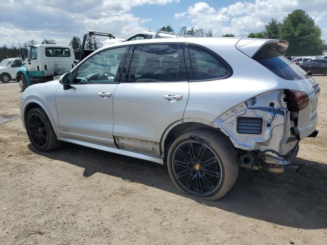 PORSCHE CAYENNE GTS 2018