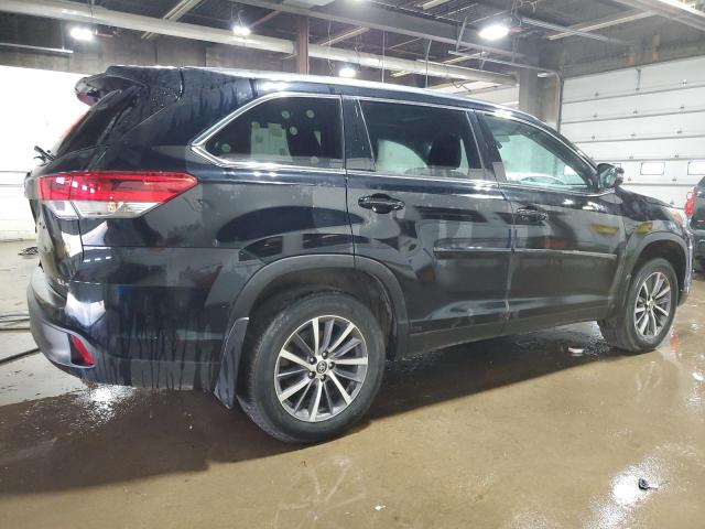 TOYOTA HIGHLANDER SE 2019
