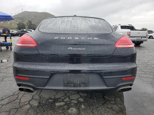 PORSCHE PANAMERA 2 2015