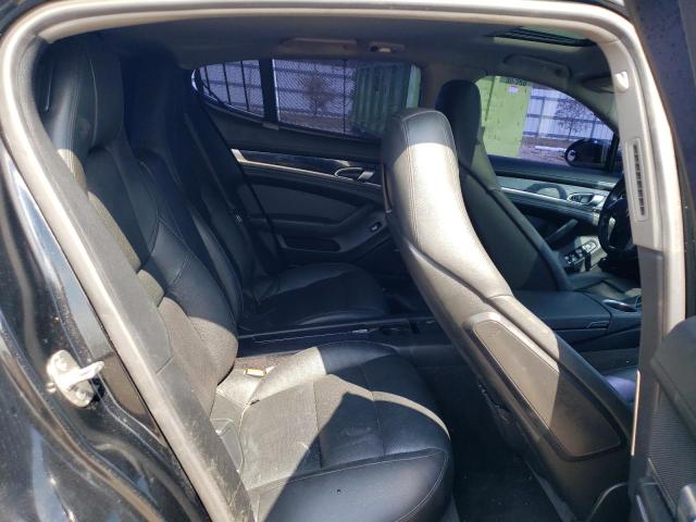 PORSCHE PANAMERA 2 2013