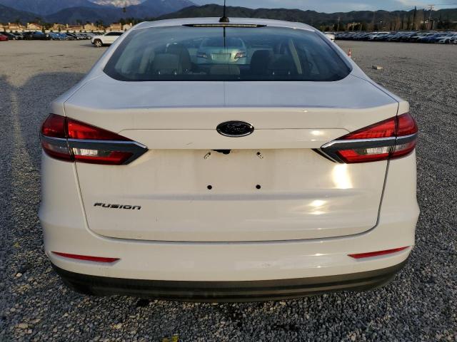 FORD FUSION S 2019