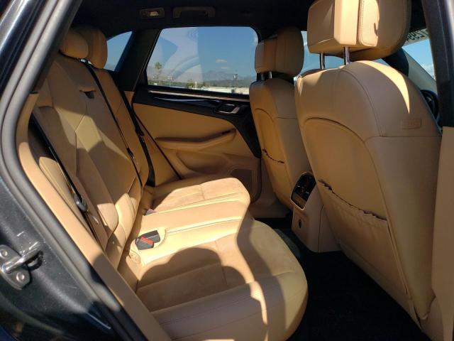 PORSCHE MACAN 2018