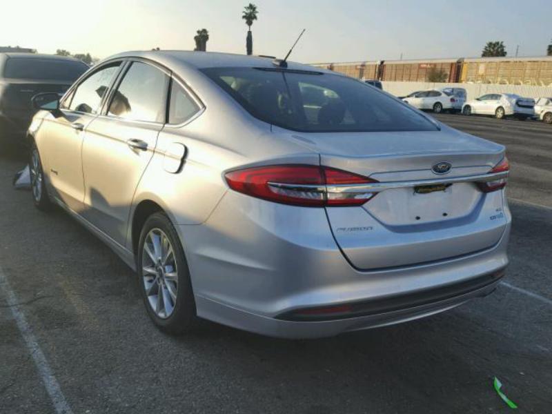 FORD FUSION SE HYBRID 2017