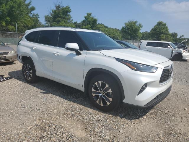 TOYOTA HIGHLANDER HYBRID XLE 2022