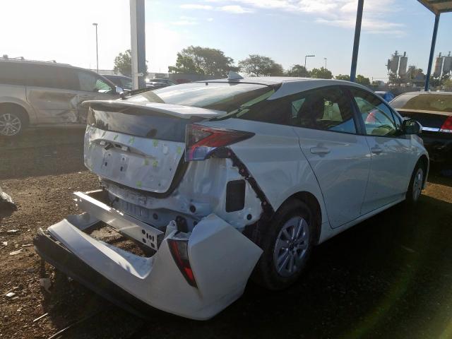 TOYOTA PRIUS 2017