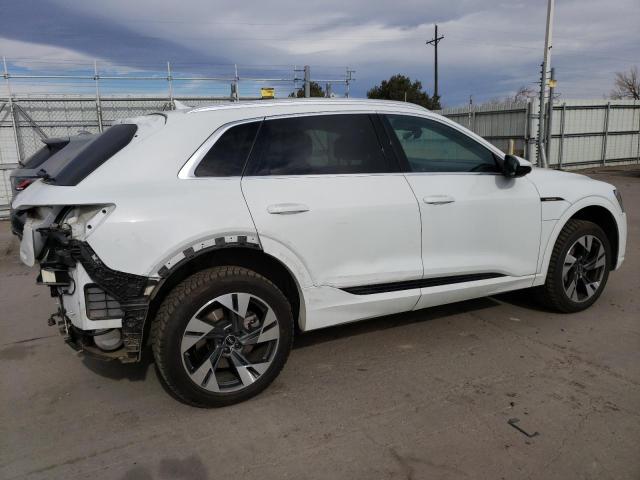 AUDI E-TRON PREMIUM 2022