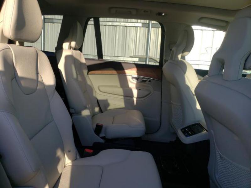 VOLVO XC90 T6 MOMENTUM 2022
