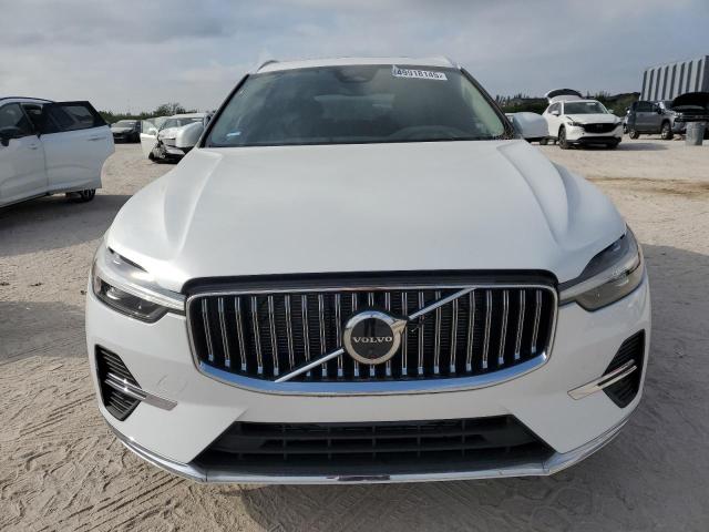 VOLVO XC60 PLUS 2023
