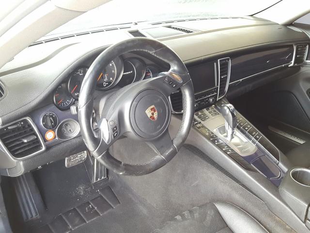 PORSCHE PANAMERA 2 2012