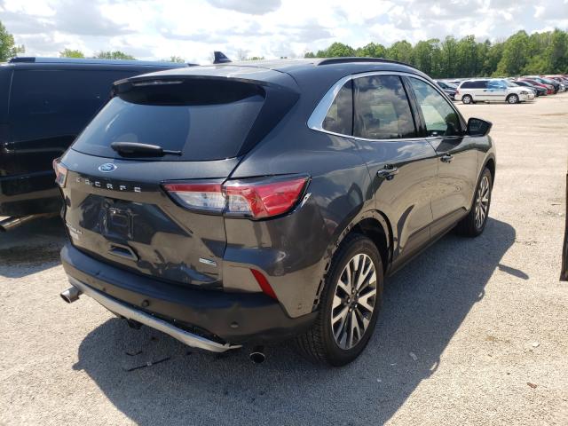 FORD ESCAPE TITANIUM 2020