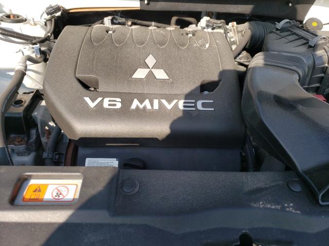 MITSUBISHI OUTLANDER GT 2014